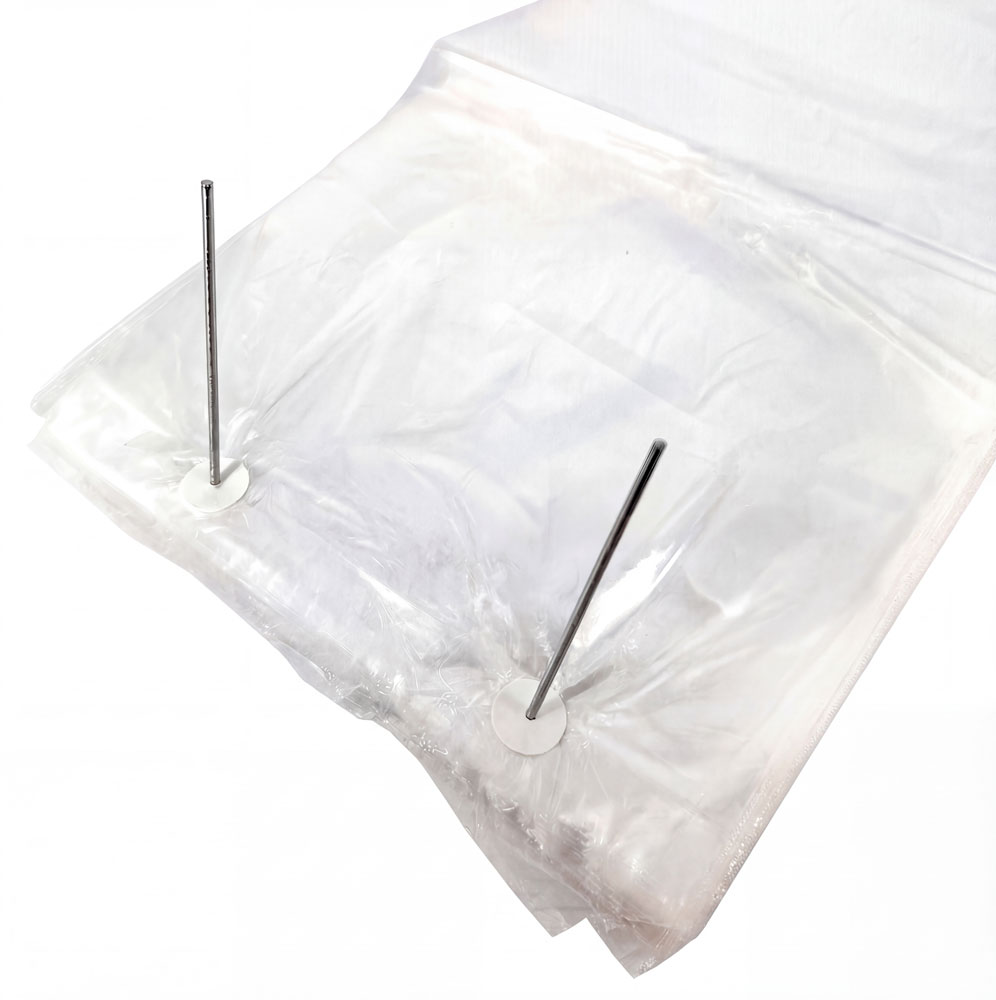 9.75 x 15 + 4.5 Pastry Bags on Wickets