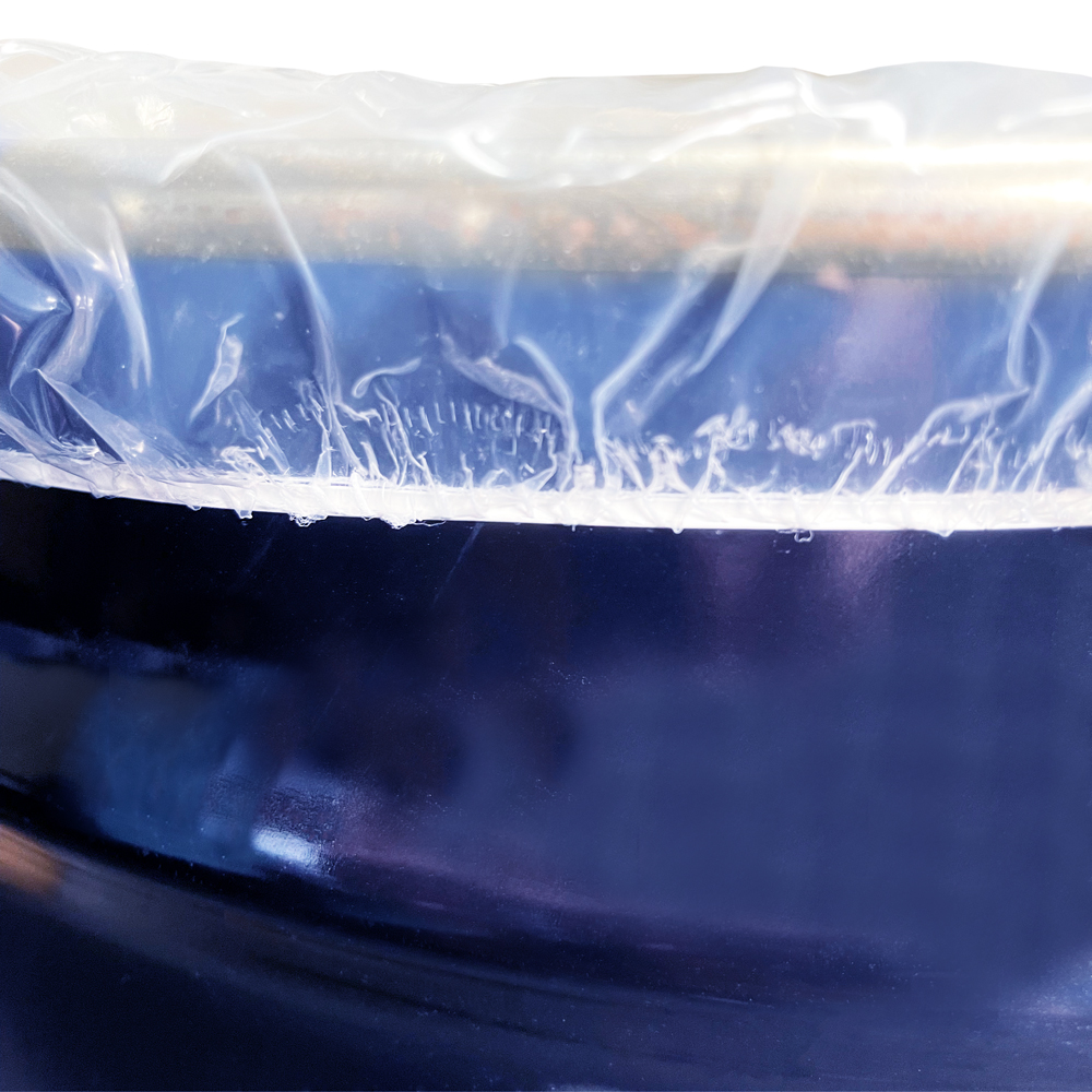 Close Up of Elastic Band on 30 Gallon 4 Mil Drum Cover Dust Cap