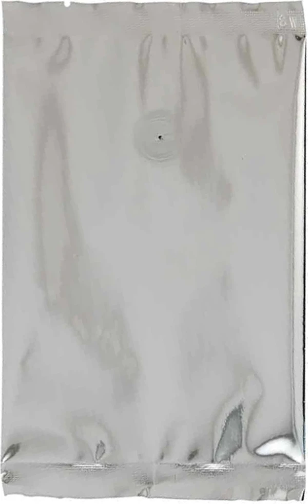 Silver 4 oz. Flat Pouch with Valve Silver 4 oz. Flat Pouch with Valve