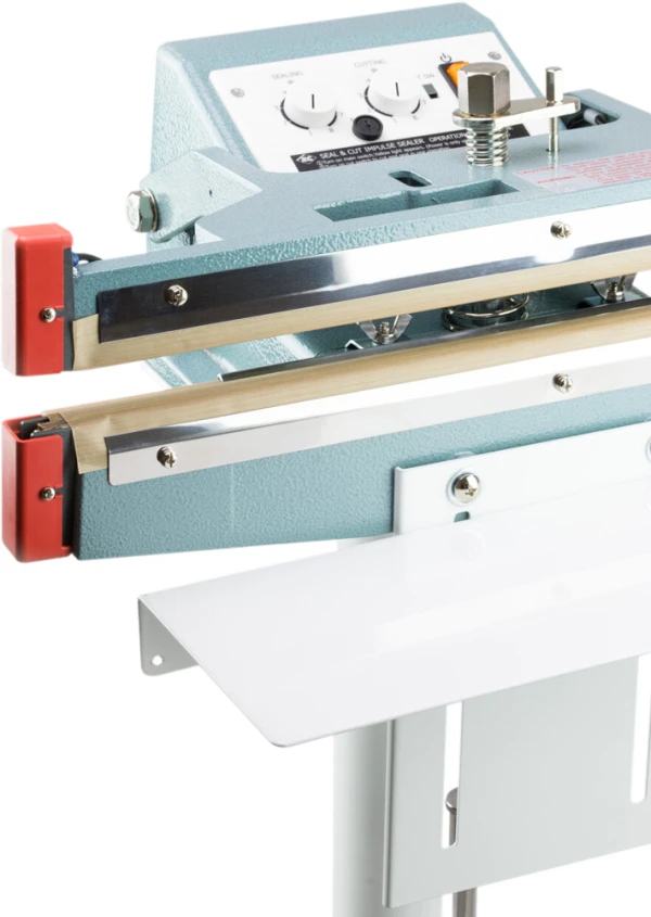 24 Inch 2mm Seal and Cut Impulse Foot Sealer Sealoing Jaw and Working Table 24 in. 2mm Seal and Cut Impulse Foot Sealer Sealing Jaw and Work Table