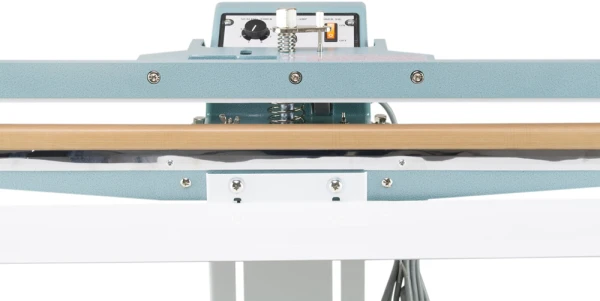 32" 2mm Impulse Foot Sealer Middle of Sealer 32 in. 2mm Impulse Foot Sealer Middle of Sealer