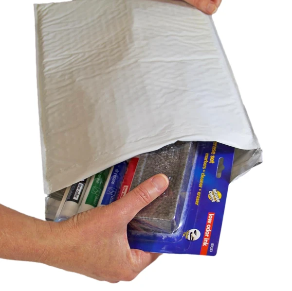 10.5 x 16 Bubble Poly Mailers - Bulk 10.5 x 16 Bubble Poly Mailers