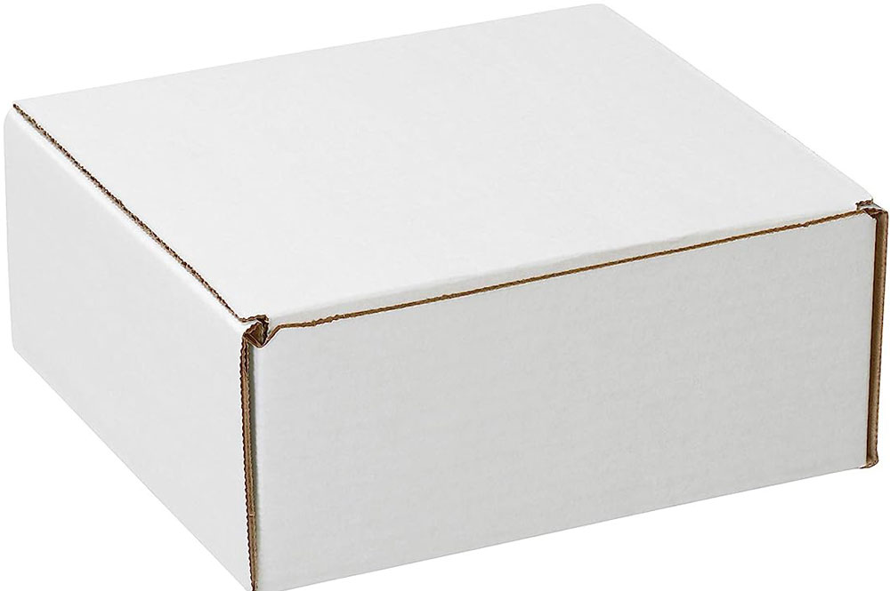 White 10 x 10 x 4 literature mailer Closed