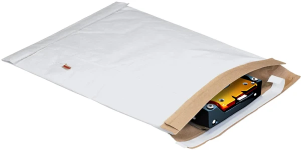 6 x 10 White Self-Seal Padded Mailers Protection 6 x 10 White Self-Seal Padded Mailers Protecting Computer