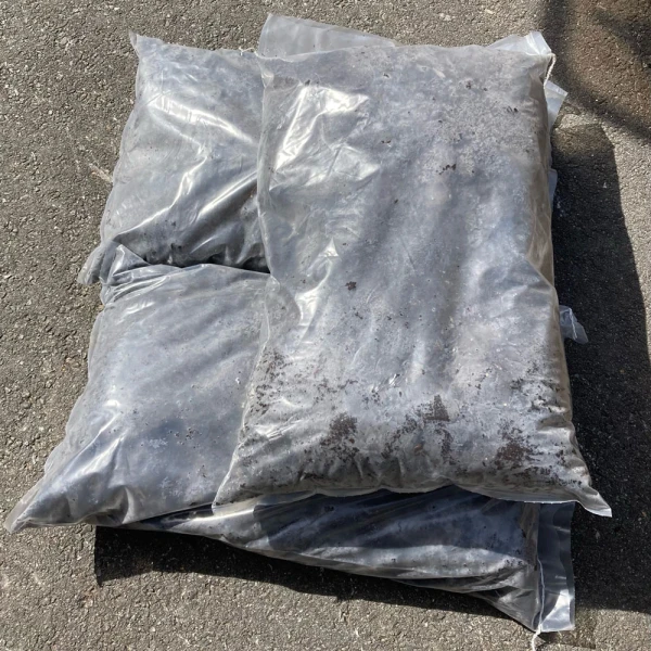18x30 6 Mil Flat Poly Bags Dairy Farm Compost 18x30 6 Mil Flat Poly Bags Dairy Farm Compost Stacked