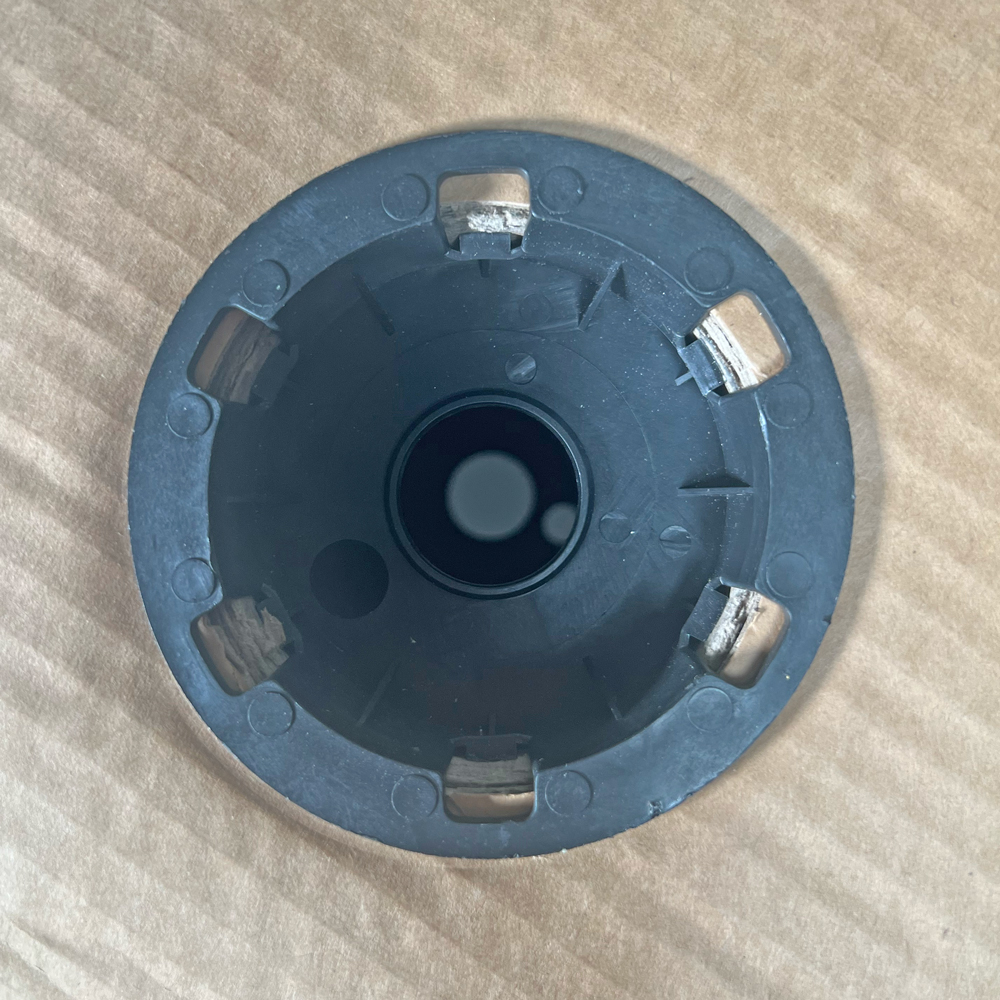 Core Plug of 9 x 12.5 2 Mil Pre-Opened Bags On Roll For Automated Bagging