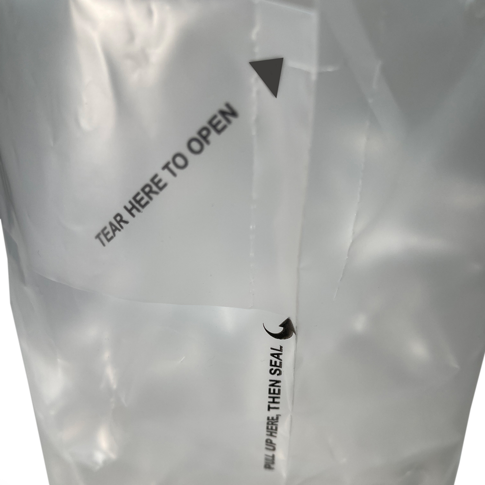 21 x 15 + 10 Tamper-Resistant Delivery Bag Close Up of