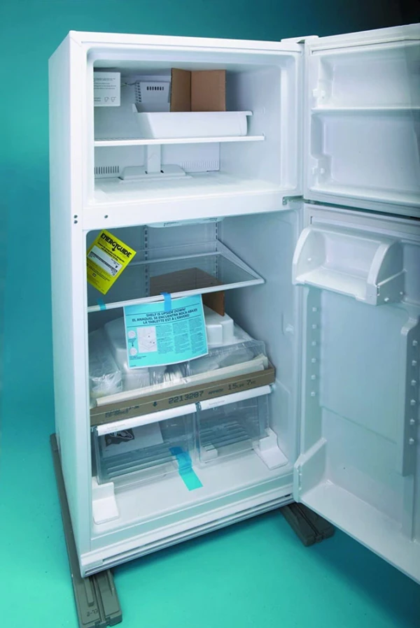 3M 8898 Strapping Tape Used to Securely Ship Refrigerator Contents 3M 8898 Strapping Tape Used to Securely Ship Refrigerator Contents