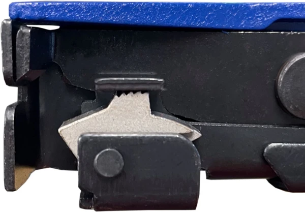 Zip Tie Gun for Cable Tie Tightening Feeding and Gripping Teeth Feeding and Gripping Teeth for Cable Tie Gun and Trimmer