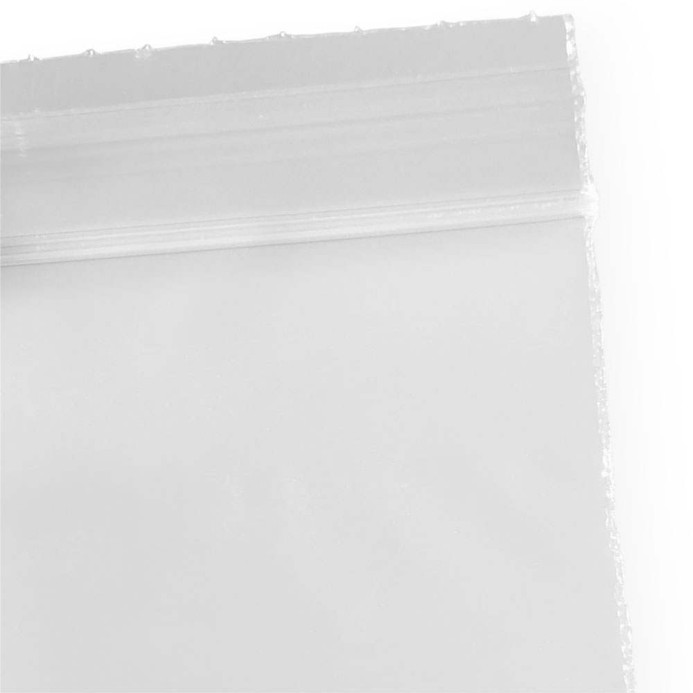 Close up of 1.5 x 1.5 2 Mil Clearzip Lock Top Bags Zipper