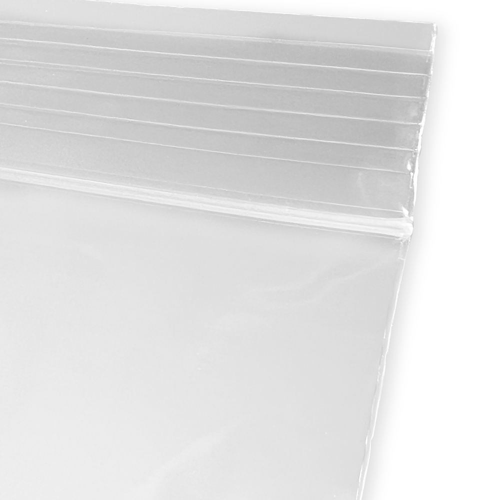 Close up of 4 x 6 2 Mil Clearzip Lock Top Bag Zipper